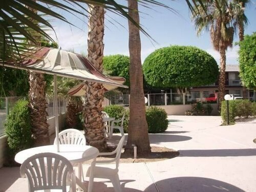 Knights Inn and Suites, Book Hotel Yuma 