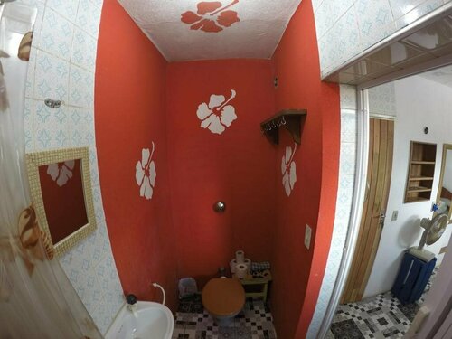 Golfinho Tropical Hostel e Pousada, Забронировать Хостел Убатуба штат Сан-Паулу