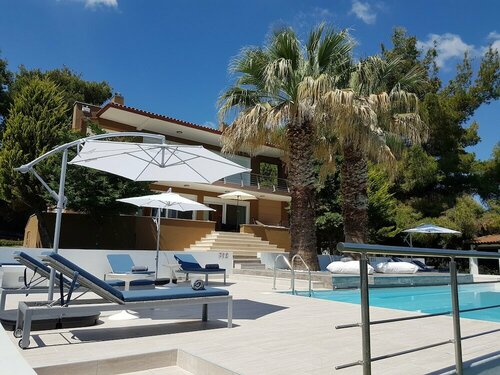 Luxurious Villa Anna Maria, Prenota Villa Hotel a Macedonia con piscina, Piscina