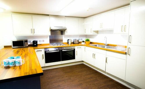 Phoenix Brewery Halls of Residence, Забронировать Отель Отели Восточного Сассекс с бассейном, Бассейн