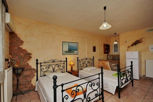 Aphrodite studios, Забронировать Гостевой дом Лутра-Эдипсу Эвбея