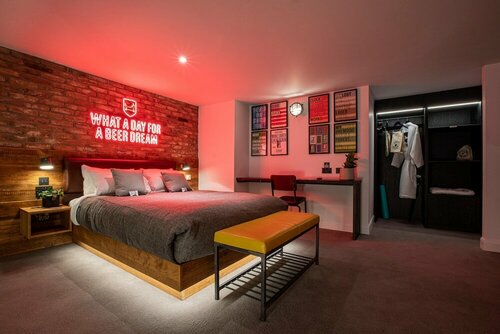 BrewDog DogHouse Edinburgh, Prenota Hotel Old Town Edimburgo, vicino a Our Dynamic Earth