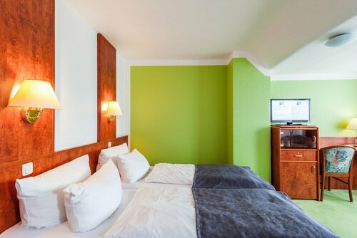 Residenz Hotel Eurostar, Забронировать Отель Отели Дюссельдорфа 3 звезды, рядом с Фрайцайтпарк Уленбергштарссе, 3*