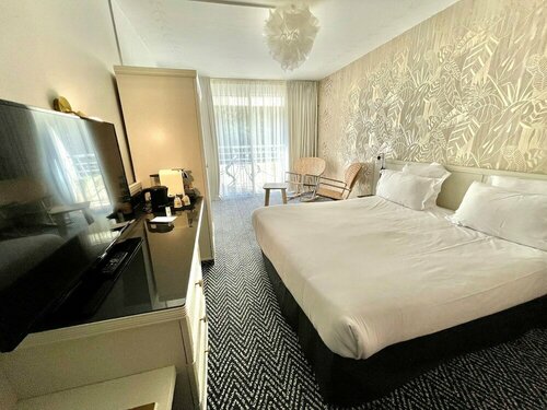Golf Hôtel, Забронировать Отель Ла-Гранд-Мот Камарг