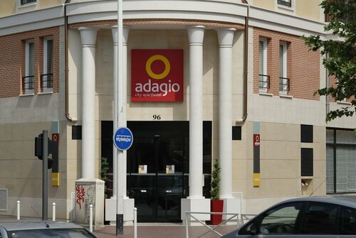 Aparthotel Adagio Paris Montrouge, Забронировать Апарт-отель Апарт-отели Парижа, Апарт-отель