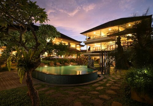 Sri Phala Resort & Villa, Varaa Lomakeskus Hotellit Denpasar Municipality uima-altaalla, Uima-allas