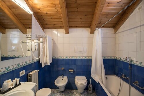 Hotel Villa Maria, Забронировать Отель Бизнес-отели Сорренто, рядом с Teatro Tasso, 4* 5*