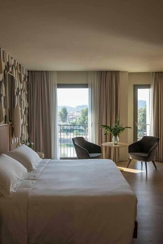 Columbus Urban Resort, Забронировать Курортный отель Лунгарно дель Темпио Флоренция