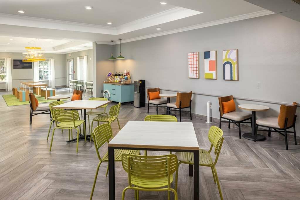 La Quinta Inn & Suites Houston West at Clay Road