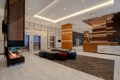Hampton Inn by Hilton Montreal Downtown, Забронировать Отель Отели Монреаля с бассейном, рядом с Clock Tower Beach, Бассейн