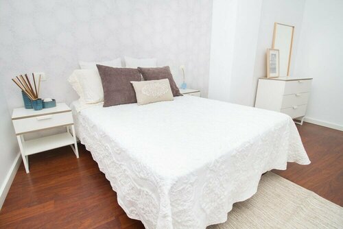 Huerta del Obispo - Beautiful Duplex by La Recepción, Забронировать Отель Bailen-Miraflores Малага, рядом с Centro Comercial Larios Centro