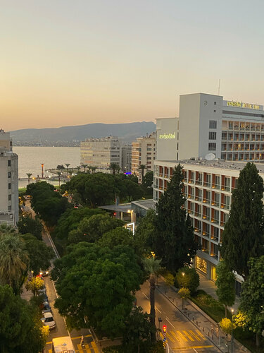Renaissance Izmir Hotel, Забронировать Отель Конак Измир, рядом с Ataturk Museum