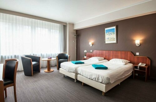 Hotel Ter Streep, Забронировать Отель Отели Остенде с парковкой, Парковка