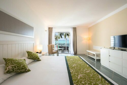 Hotel Riu Palace Mauritius, Varaa Hotelli Le Morne Black River Gorges National Park