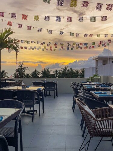 Serene La Playa Boracay, Book Hotel 3-stjernede hoteller i Balabag, 3*