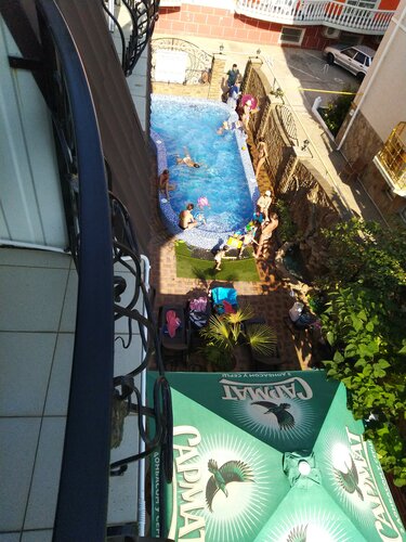DelfiniYa Mini-Hotel, Prenota Locanda Hotel a Crimea con piscina, Piscina