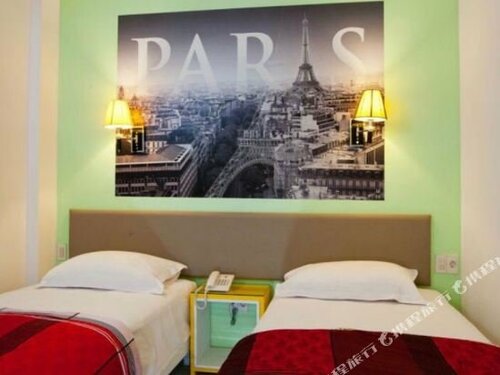 Dewarna Hotel Arifin, Réserver Hôtel Hôtels 3 étoiles à Malang, près de Alun-alun Tugu, 3*