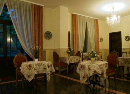 Il Giardino Segreto di Ascoli Piceno, Забронировать Отель Асколи-Пичено 