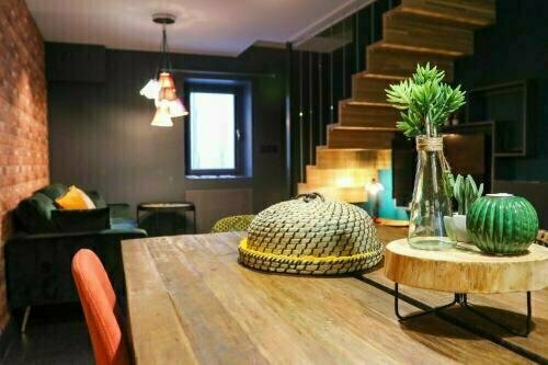 Chambre D'hôtes Chez Dom, Book Hotel Hoteller i Rhône-Alps med parkering, Parkering