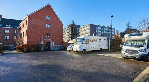 HI Brussels Generation Europe Hostel, Забронировать Хостел Сен-Жан-Моленбек / Синт-Янс-Моленбек Брюссельский столичный регион, рядом с Станция метро Zwarte Vijvers