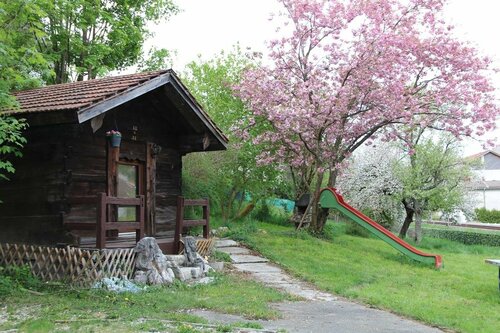 La Ferme des Fées, Prenota Hotel Moutier 