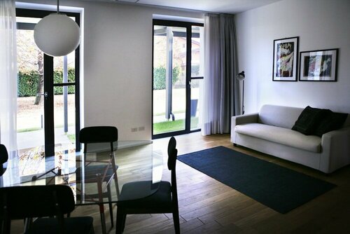 Mxp Rooms Guest House, Забронировать Отель Отели Кардано-аль-Кампо с парковкой, Парковка