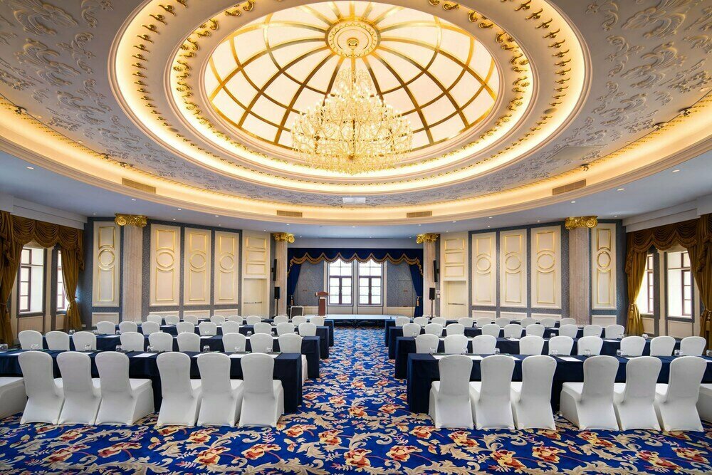 Radisson Blu Forest Manor Hotel Shanghai Hongqiao