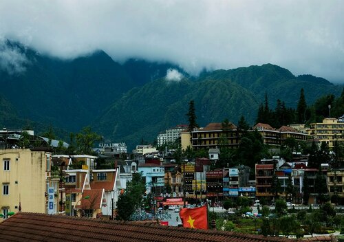 Sapa O'Chau Hotel, Забронировать Отель Шапа Лаокай, рядом с Рынок Сапа