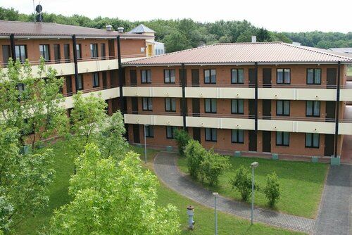 Sportschule Bitburg, Забронировать Отель Битбург Айфель