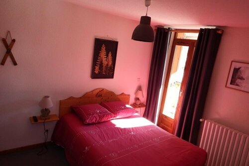 Auberge du Pont de l'Alp, Rezerwuj Hostel Monetier-les-Bains 