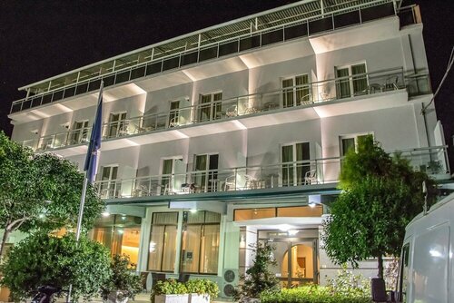 Hotel Telis, Rezerwuj Hotel Aigio Achaia