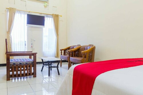 Hotel Ramayana Garut, Buchen Sie Hotel 3* Sterne-Hotels in West-Java, 3*