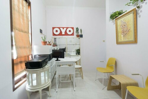RedDoorz Syariah near PGC Cililitan, Buchen Sie Hotel Jakarta Provinz Jakarta