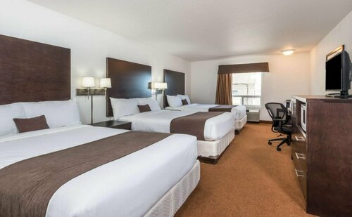 Super 8 by Wyndham Vermilion AB, Book Mini-hotel Hoteller i Vermilion med pool, Swimmingpool