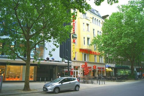 Berolina Hotel an der Gedächtniskirche, Reservar Hotel Hotéis em Berlim com estacionamento, perto de C/O Berlin, Estacionamento