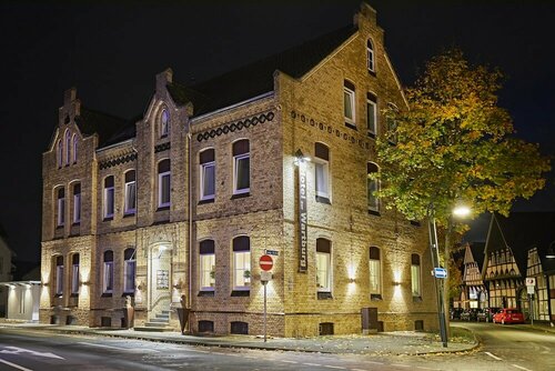 Hotel Zur Wartburg, Забронировать Отель Отели Реда-Виденбрюк с парковкой, Парковка