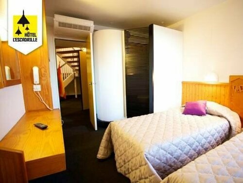LEscadrille, Rezervovat Hotel Mérignac Charente-Maritime