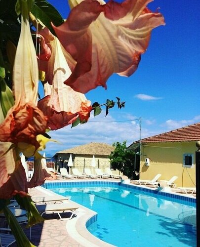 Paradise Sea View Pool Apartments Moraitika, Забронировать Апартаменты/квартира Мораитика 