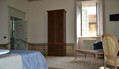 Palazzo Roberti, Book Hotel Monte San Giusto Marche