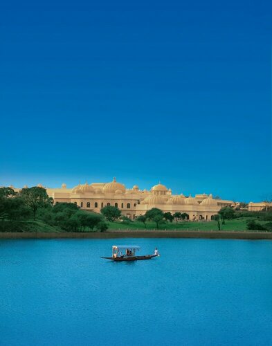 The Oberoi Udaivilas Udaipur, Rezerwuj Ośrodek wypoczynkowy Hotele w Udajpur z basenem, Basen
