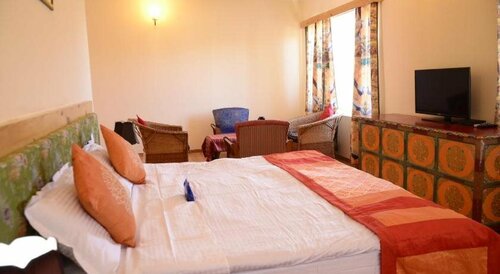 Hotel Lingzi - at the Mall Road & newly renovated, Забронировать Отель Отели Джамму и Кашмира с завтраком, Завтраки