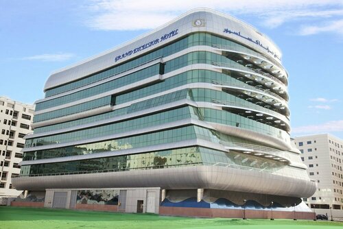 Sunday Hotel Al Barsha Dubai Mall of the Emirates Formerly Grand Excelsior Al barsha, Забронировать Отель Аль-Барша , рядом с Торговый центр Эмиратов