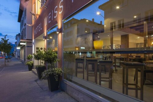 Hotel Weiss Kreuz, Book Hotel Thusis Viamala