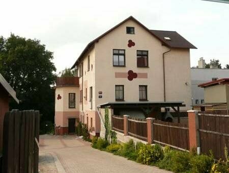 Apartmá SunGarden Liberec, Забронировать Отель Отели Либерец 3 звезды, рядом с Аквапарк Babylon, 3*