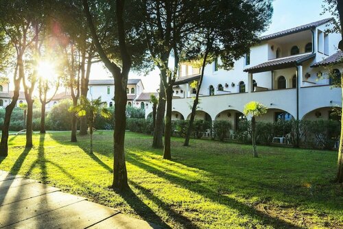 Garden Toscana Resort, Забронировать Курортный отель Сан-Винченцо Берег Этрусков