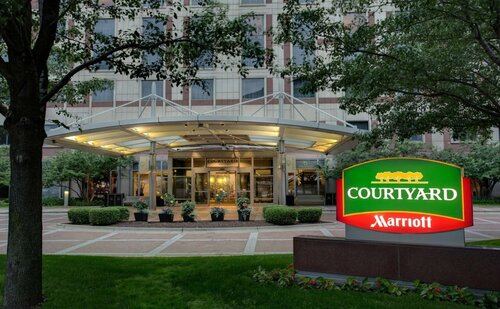 Courtyard Grand Rapids Downtown, Забронировать Отель Отели в центре Гранд-Рапидс, в центре