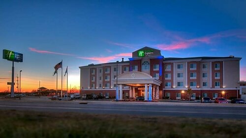 Holiday Inn Express Hotel and Suites Elk City by IHG, Забронировать Отель Отели Элк-Сити 3 звезды, 3*