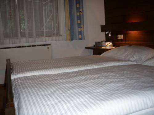 Frühstückspension-Gästehaus Banella, Prenota Hotel Hotel a Vorarlberg con parcheggio, Parcheggio