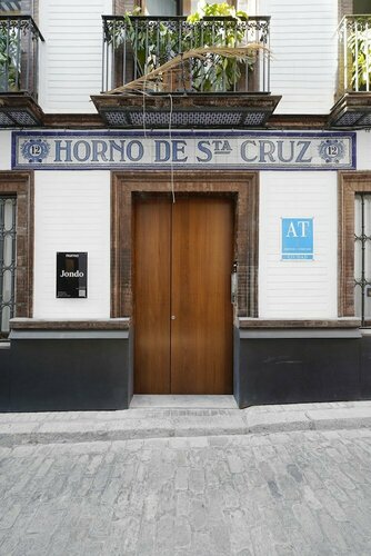 Numa Seville Jondo, Забронировать Апартаменты/квартира Отели провинции Севильи с парковкой, Парковка