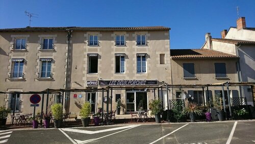 Hôtel Les Deux Porches, Réserver Hôtel Verrieres Vienne